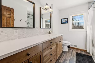 15613 W Riviera Dr, New Berlin, WI 53151 - Photo 7