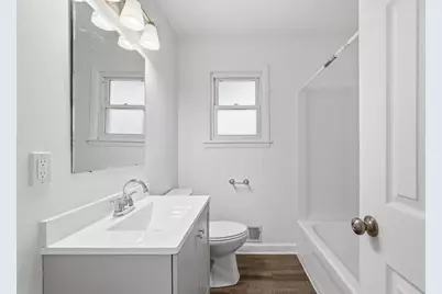 10532 W Birch Ave, Milwaukee, WI 53225 - Photo 9