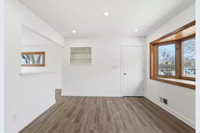 10532 W Birch Ave, Milwaukee, WI 53225 - Photo 5