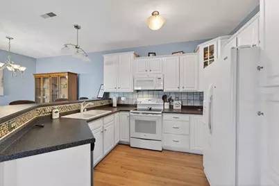 7009  53rd St #102, Kenosha, WI 53144 - Photo 9