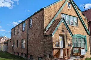 2944 N 48th St, Milwaukee, WI 53210 - Photo 3