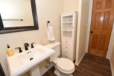 230 N 111th St, Wauwatosa, WI 53226 - Photo 21