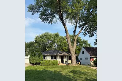 230 N 111th St, Wauwatosa, WI 53226 - Photo 37