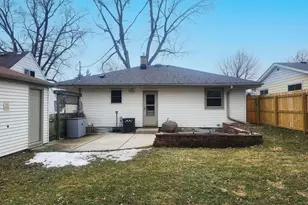 230 N 111th St, Wauwatosa, WI 53226 - Photo 31