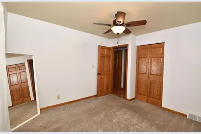 230 N 111th St, Wauwatosa, WI 53226 - Photo 15