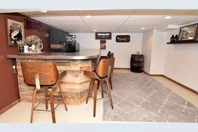 230 N 111th St, Wauwatosa, WI 53226 - Photo 23