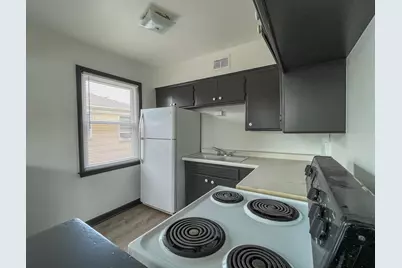 6910 W Center St #3, Milwaukee, WI 53210 - Photo 9