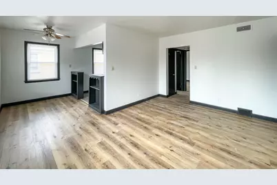 6910 W Center St #3, Milwaukee, WI 53210 - Photo 5