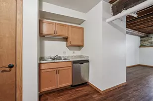 134 Main St, Racine, WI 53403 - Photo 19