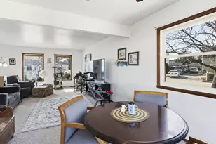 4436 S 90th St, Greenfield, WI 53228 - Photo 27