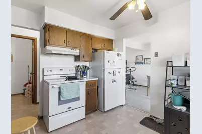 4436 S 90th St, Greenfield, WI 53228 - Photo 23