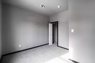 3127 W Garfield Ave, Milwaukee, WI 53208 - Photo 15