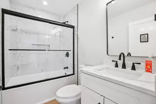 234 N Broadway, Milwaukee, WI 53202 - Photo 23