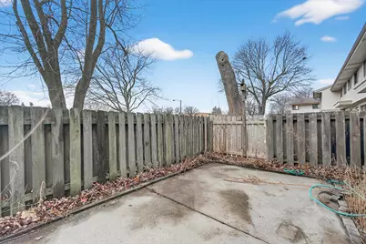 8526 W Villard Ave, Milwaukee, WI 53225 - Photo 21