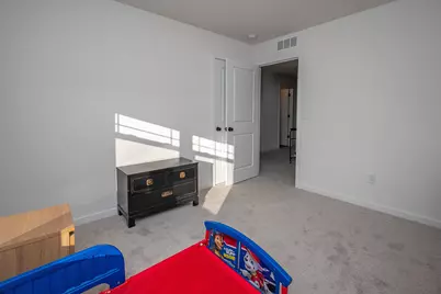 2014  Savannah Dr, Grafton, WI 53024 - Photo 41