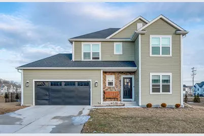 2014  Savannah Dr, Grafton, WI 53024 - Photo 3