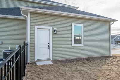 2014  Savannah Dr, Grafton, WI 53024 - Photo 45