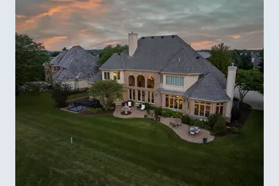 915 N Evergreen Cir, Hartland, WI 53029 - Photo 43