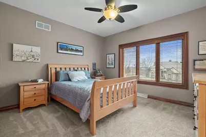 915 N Evergreen Cir, Hartland, WI 53029 - Photo 27