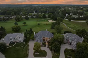 915 N Evergreen Circle, Hartland, WI 53029 - Photo 23