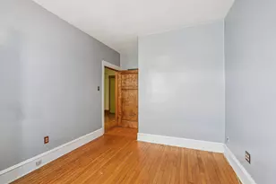 1983 N Summit Ave, Milwaukee, WI 53202 - Photo 21