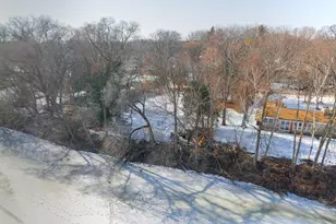 5684 N River Forest Dr, Glendale, WI 53209 - Photo 7