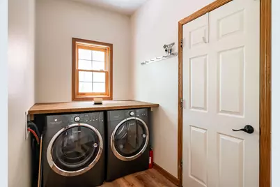13737 N Lake Shore Dr, Mequon, WI 53097 - Photo 23