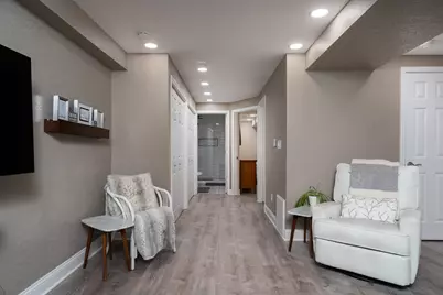 13737 N Lake Shore Dr, Mequon, WI 53097 - Photo 33