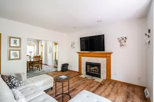 13737 N Lake Shore Dr, Mequon, WI 53097 - Photo 13