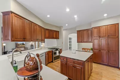 19930  Keswick Ct, Brookfield, WI 53045 - Photo 15