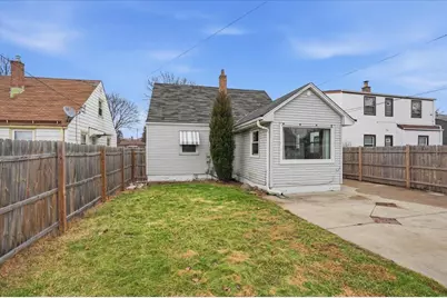 3429 S 2nd St, Milwaukee, WI 53207 - Photo 31