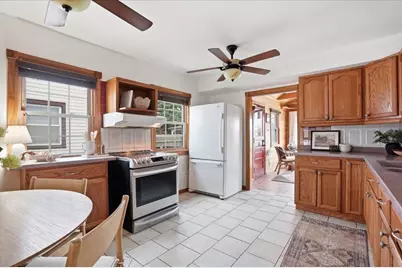 3429 S 2nd St, Milwaukee, WI 53207 - Photo 7