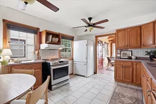 3429 S 2nd St, Milwaukee, WI 53207 - Photo 7