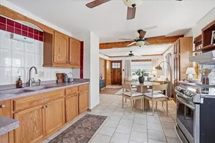 3429 S 2nd St, Milwaukee, WI 53207 - Photo 9