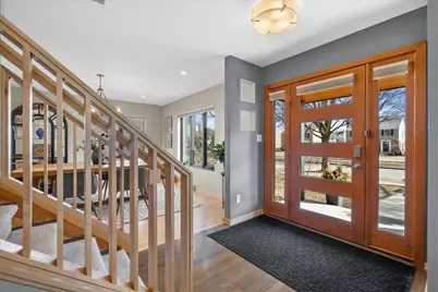 5423 N Santa Monica Blvd, Whitefish Bay, WI 53217 - Photo 3