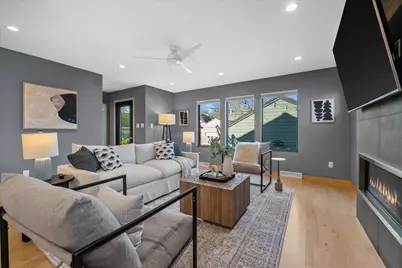 5423 N Santa Monica Blvd, Whitefish Bay, WI 53217 - Photo 17