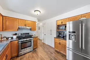 286 Julie Anna Ct, Belgium, WI 53004 - Photo 11