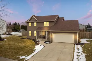 286 Julie Anna Ct, Belgium, WI 53004 - Photo 1