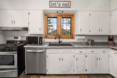 W229S8600  Big Bend Dr, Vernon, WI 53103 - Photo 5