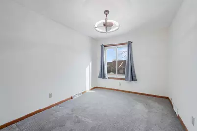 4019 W College Ave, Franklin, WI 53221 - Photo 21