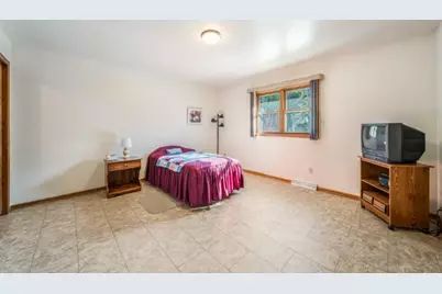 2501  Carmen Ave, Sheboygan, WI 53081 - Photo 11