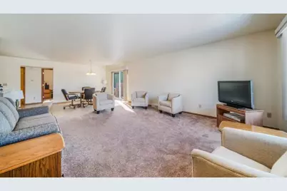 2501  Carmen Ave, Sheboygan, WI 53081 - Photo 9