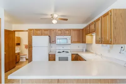 2501  Carmen Ave, Sheboygan, WI 53081 - Photo 3