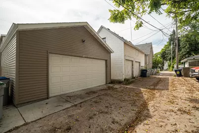 344 E Clarence St, Milwaukee, WI 53207 - Photo 45