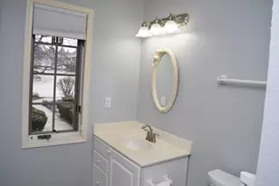 N21W24202 Cumberland Dr, Pewaukee, WI 53072 - Photo 11