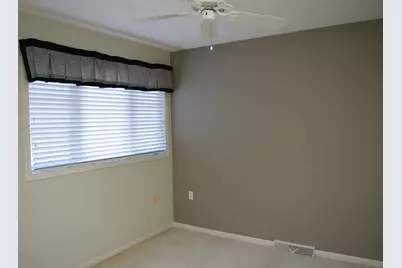 N21W24202  Cumberland Dr #23 I, Pewaukee, WI 53072 - Photo 15