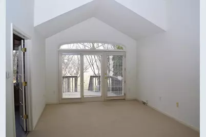 N21W24202  Cumberland Dr #23 I, Pewaukee, WI 53072 - Photo 3