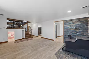 332 Glenview Ln, Grafton, WI 53024 - Photo 21