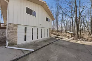 332 Glenview Ln, Grafton, WI 53024 - Photo 41