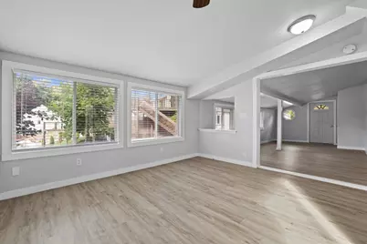 N55W34691  Lake Dr, Oconomowoc, WI 53066 - Photo 7